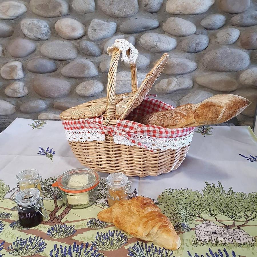 Lou Visetto A Vallon-Pont-dʼArc Екстериор снимка